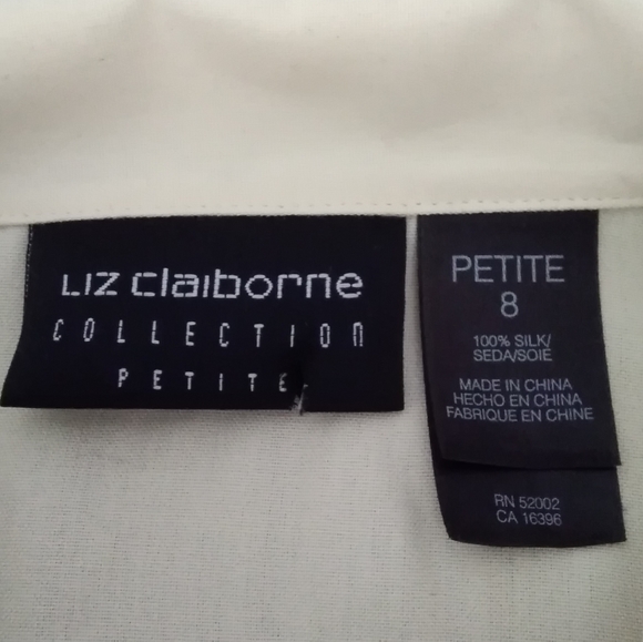 ☀️HP☀️ LIZ CLAIBORNE 💯% Silk Blouse - Picture 4 of 10
